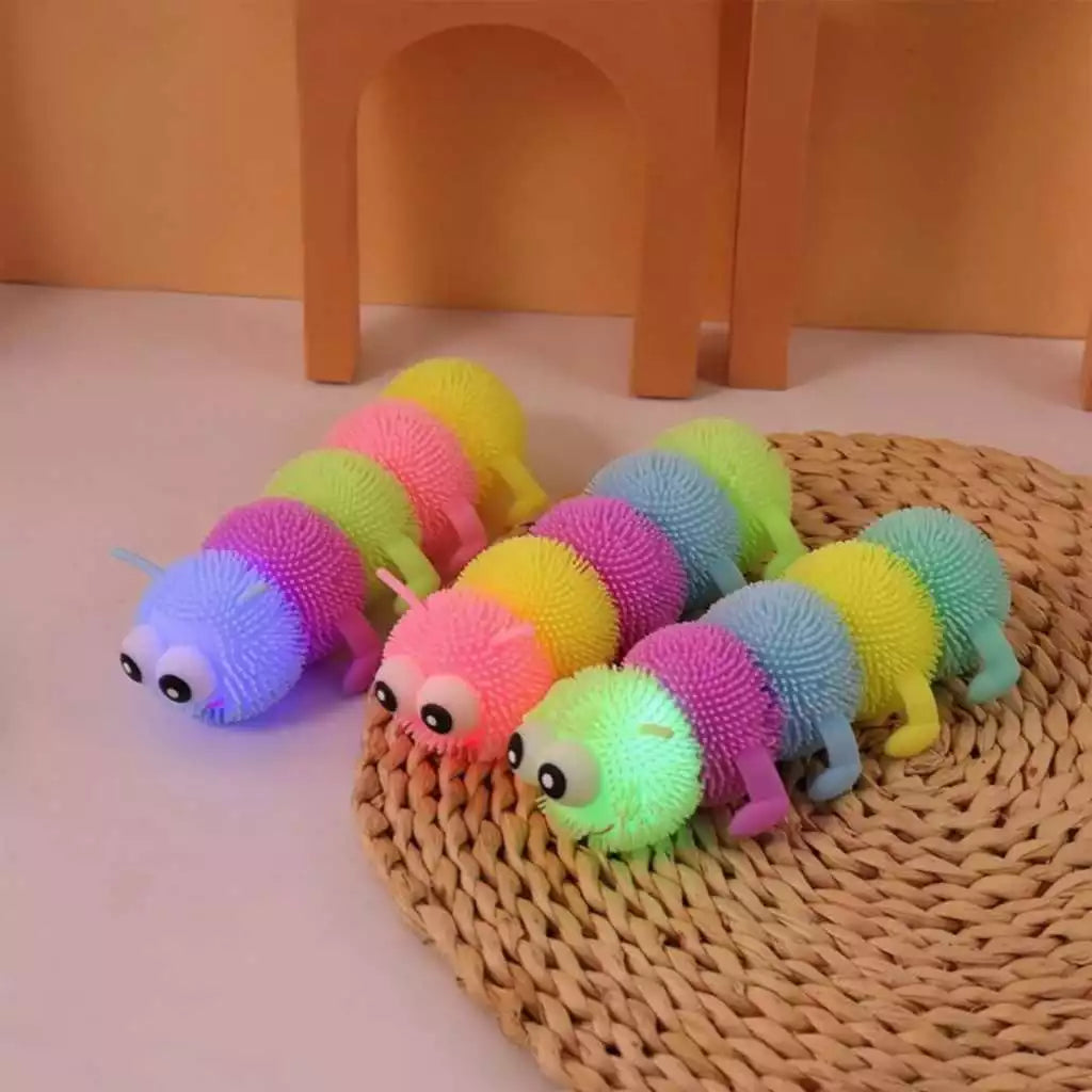 Brinquedo Infantil Centopéia Lagarta com Luz De Apertar E Esticar Colorida