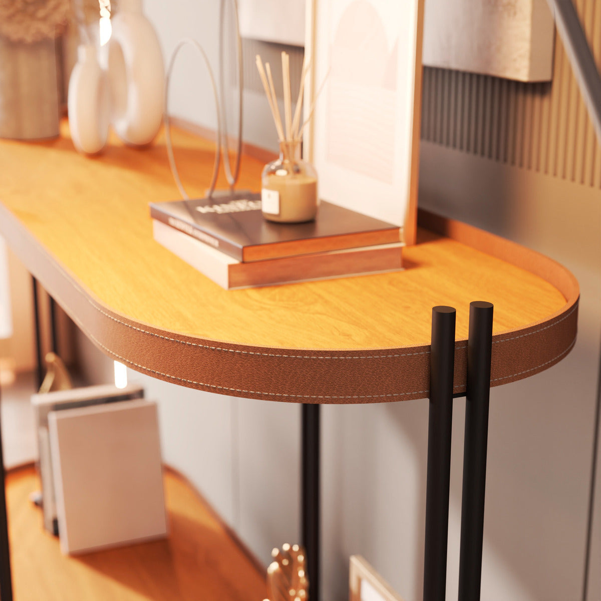 Aparador Madeira Ferro Tampo Oval Acabamento Couro Preto Cor Freijó/preto