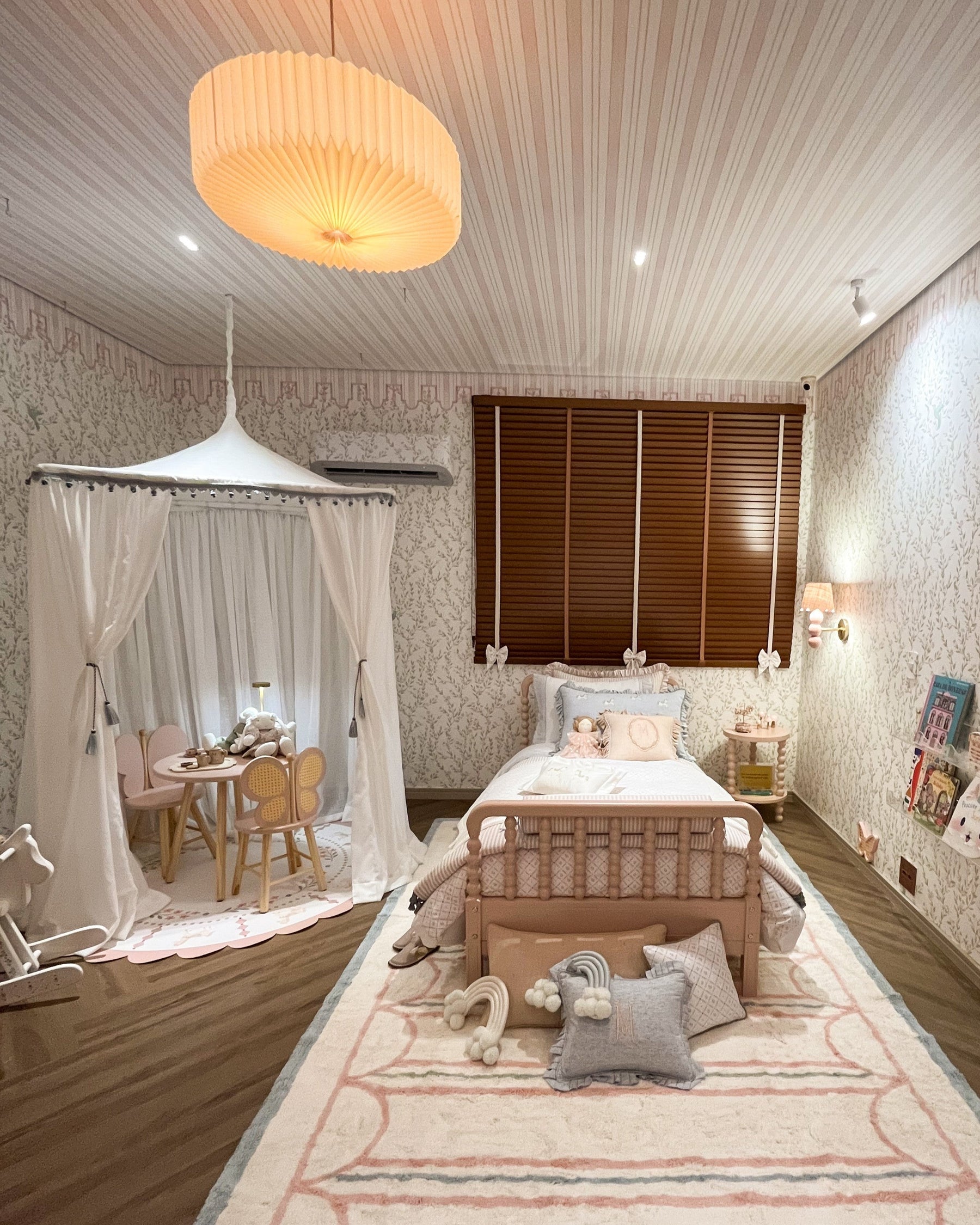 Papel de Parede Listrado Tassel