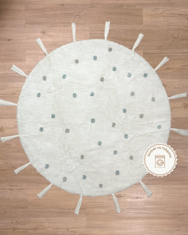 Tapete Lavável de Algodão Redondo Bolinhas Azul com Pompom - 140 x 140