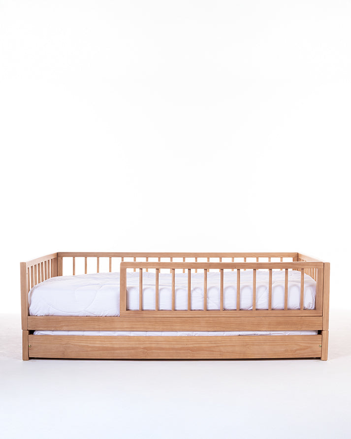Cama Montessori - Saída Lateral + Cama Auxiliar