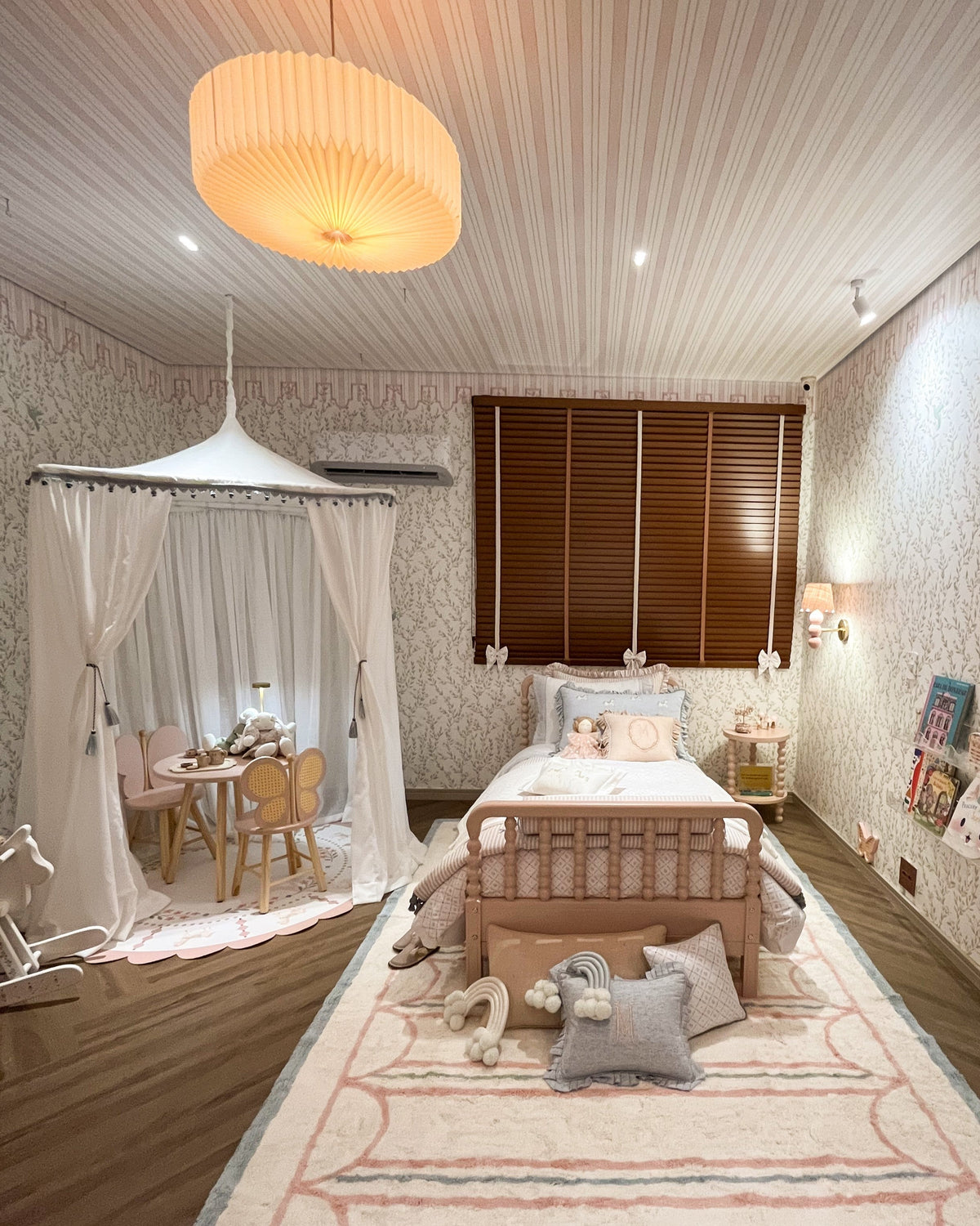 Papel de Parede Listrado Tassel