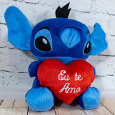 Pelúcia Stitch 22 cm com coração Eu te amo 10 cm