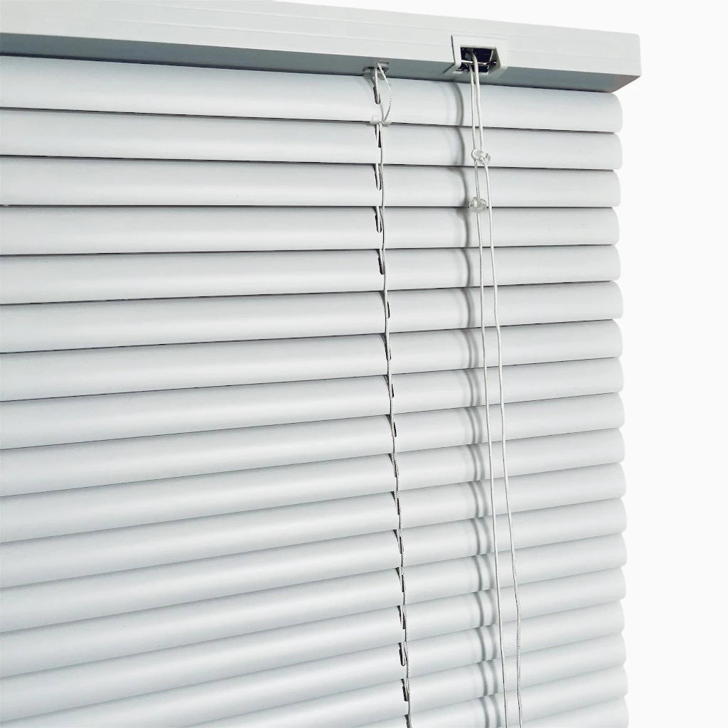 Persiana Horizontal pvc 80 x 130cm sofisticada