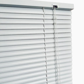 Persiana Horizontal pvc 80 x 130cm sofisticada